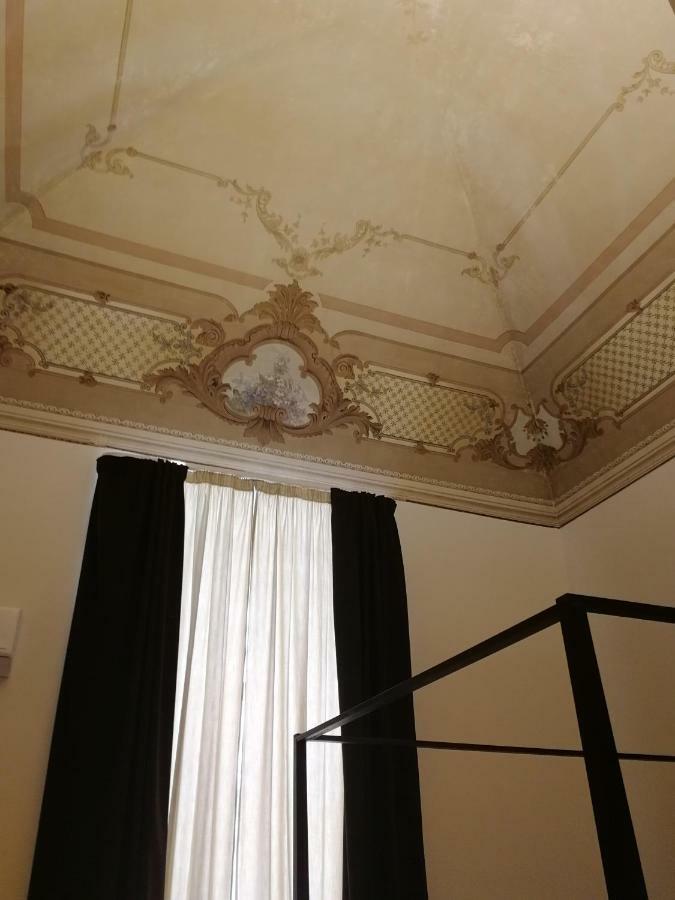 Gatto Bianco Duchessa Panzió Bari Kültér fotó